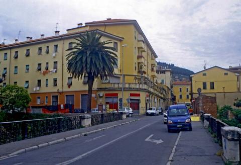Carrara - Via Apuana