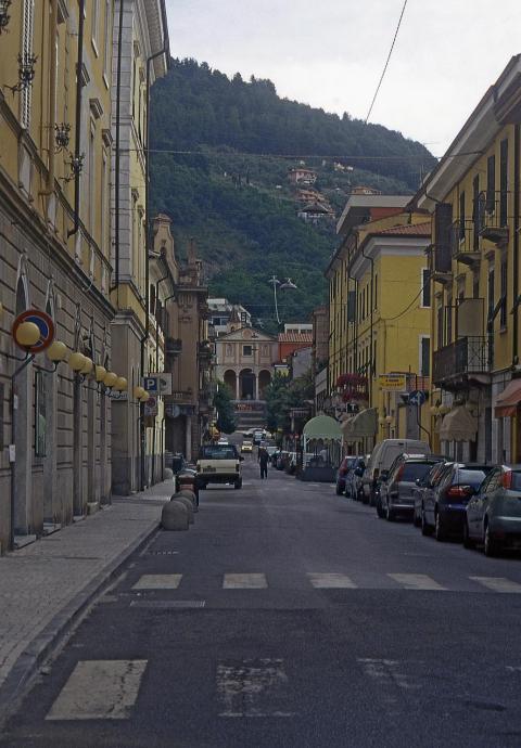 Carrara - Via Verdi